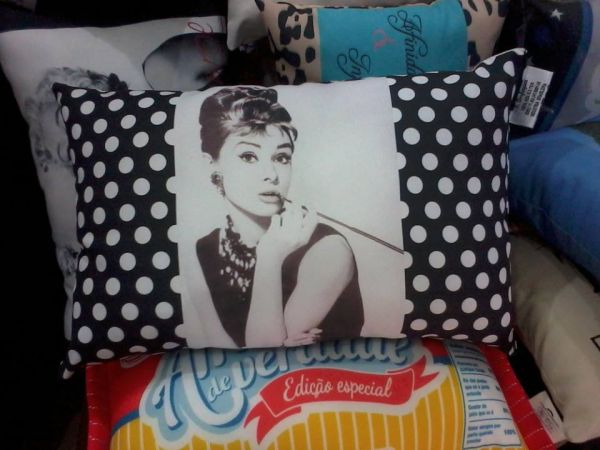 Almofada Audrey Hepburn Ref. aud. 001